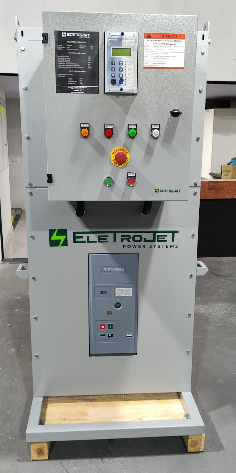 Painéis elétricos